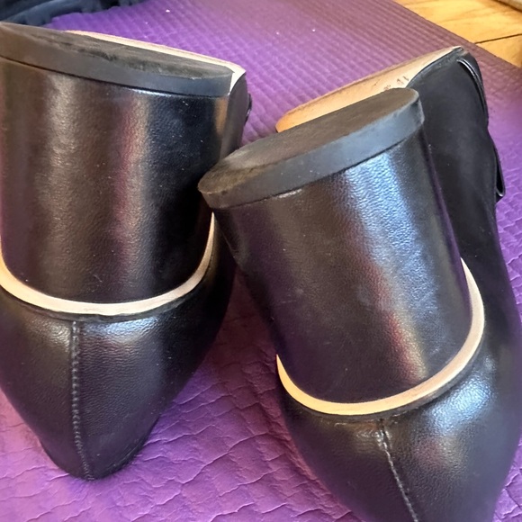 Gucci Marmont Black Leather Fringe Loafers - Picture 7 of 9